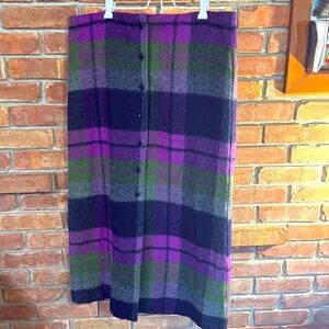 Vintage Purple Plaid Wool Short, Front Button Down